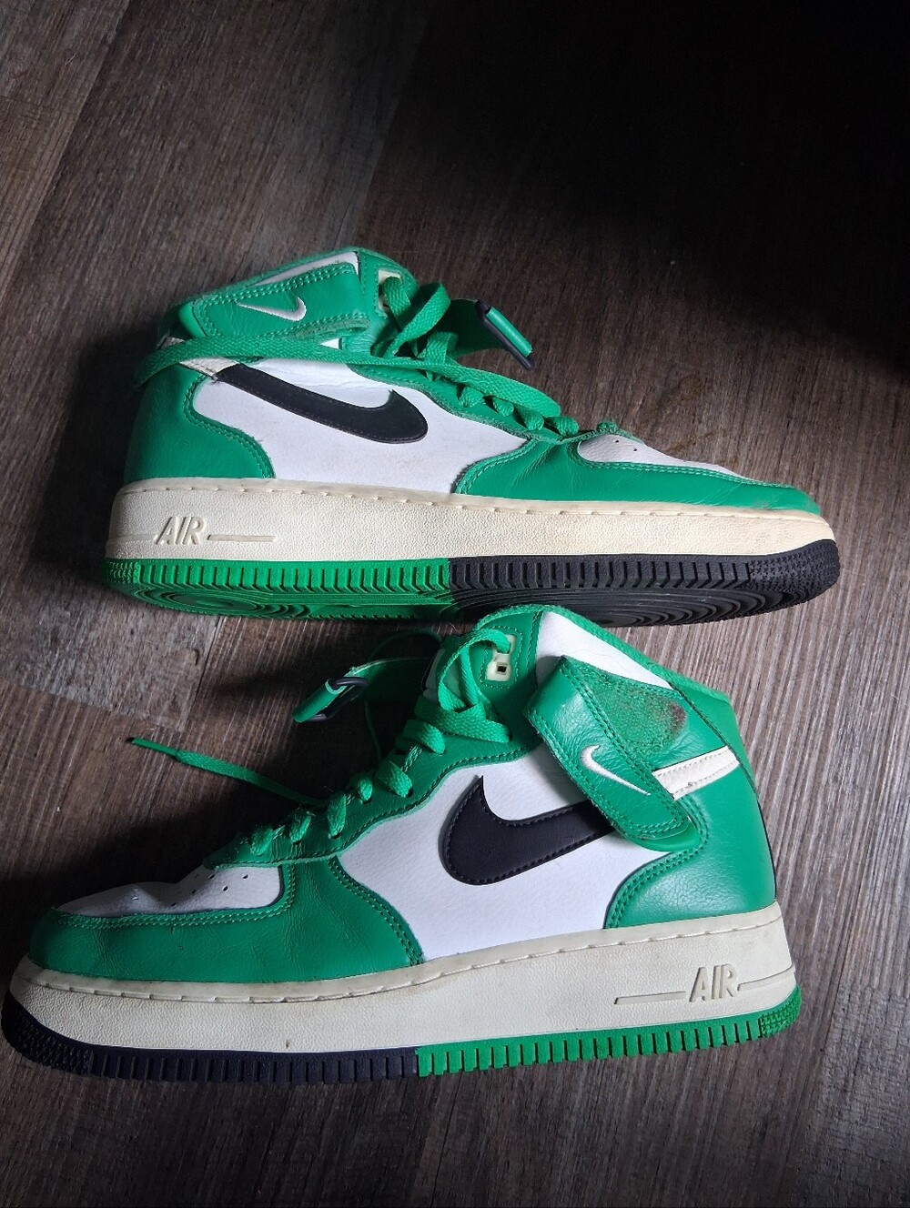 Green Nike Court Visions